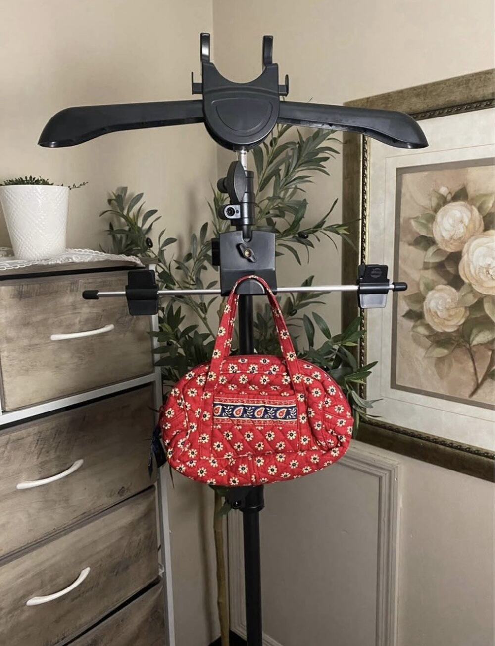 Vera Bradley Red Quilted Floral Handbag Purse – Cotton Shoulder Bag (Small)